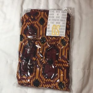Never Opened* OS LulaRoe Leggings